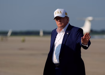 Donald Trump reportedly uses catering cart to board secret flight in Turkey